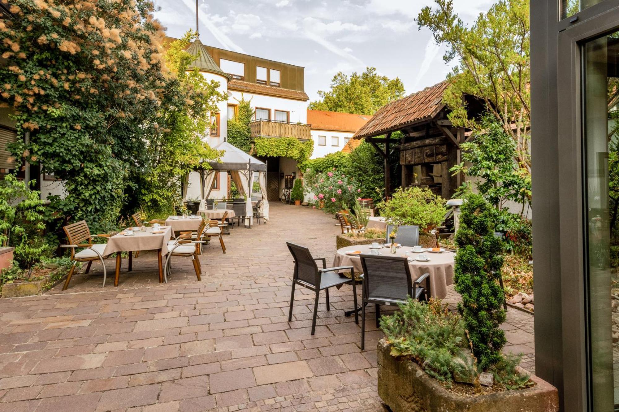 Hotel & Weinhaus Anker Marktheidenfeld Exterior foto